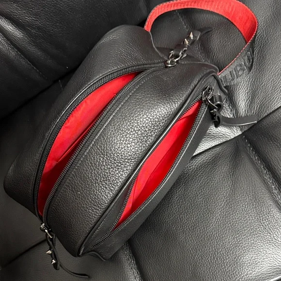 Christian Louboutin Toiletries Bag - Picture 7 of 14